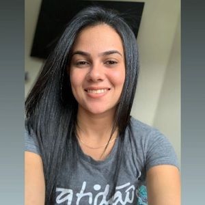 Meet your Posher, Karine